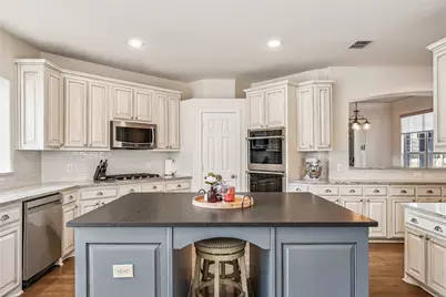 9008 Thompson Drive, Argyle, TX 76226 - Photo 9