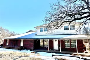 647 Co Rd 3657, Springtown, TX 76082 - Photo 1