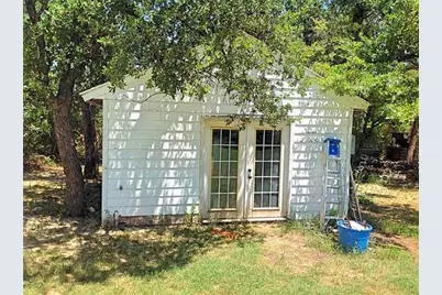 647 County Road 3657, Springtown, TX 76082 - Photo 31