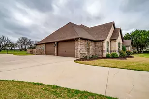 2216 Wood Duck Ln, Granbury, TX 76049 - Photo 5