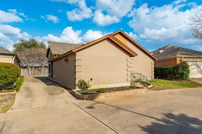 5821 Ridgerock Court, Fort Worth, TX 76132 - Photo 3