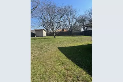 1500 Sharron Court, Cleburne, TX 76033 - Photo 9