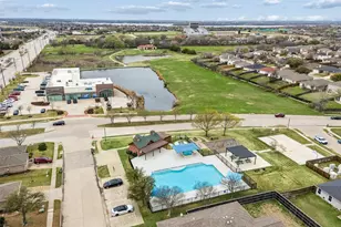 1577 Chivalry Ln, Little Elm, TX 75068 - Photo 29