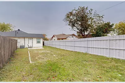 1532 Whitaker Avenue, Dallas, TX 75216 - Photo 31