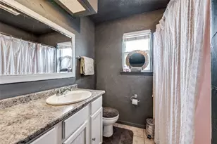 2116 Holt Rd, Arlington, TX 76006 - Photo 11