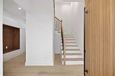 4220 Munger Avenue, Dallas, TX 75204 - Photo 3