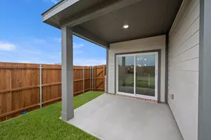 309 Sequoia Ln, Denton, TX 76210 - Photo 5