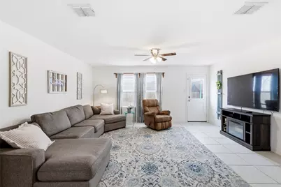 312 Ranchito Pass, Fort Worth, TX 76052 - Photo 9