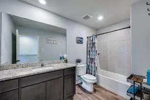 225 Ridgeland Oaks Dr, Fort Worth, TX 76120 - Photo 19