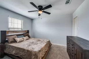 225 Ridgeland Oaks Dr, Fort Worth, TX 76120 - Photo 17