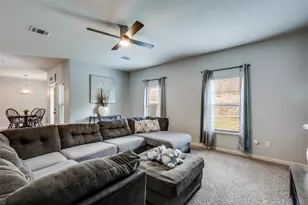 225 Ridgeland Oaks Dr, Fort Worth, TX 76120 - Photo 11