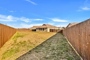 8637 Mount Evans Ct, Fort Worth, TX 76123 - Photo 17