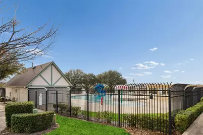 1113 Dame Carol Way, Carrollton, TX 75010 - Photo 31