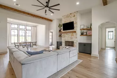 2001 Pinetree Post, Weatherford, TX 76087 - Photo 11