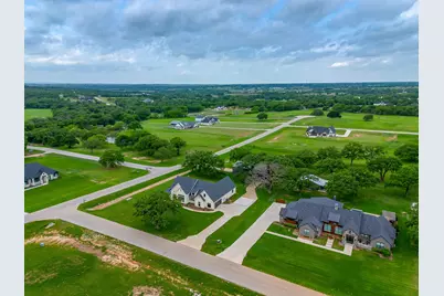 2001 Pinetree Post, Weatherford, TX 76087 - Photo 3