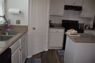 102 Monarch Ct, Waxahachie, TX 75165 - Photo 7