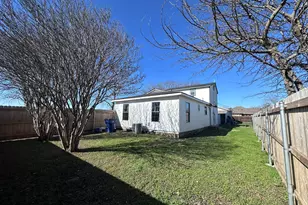 211 Sunnyside Dr, Waxahachie, TX 75165 - Photo 19