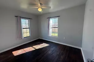 211 Sunnyside Dr, Waxahachie, TX 75165 - Photo 13