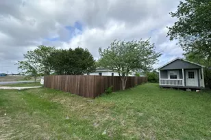 211 Sunnyside Dr, Waxahachie, TX 75165 - Photo 21