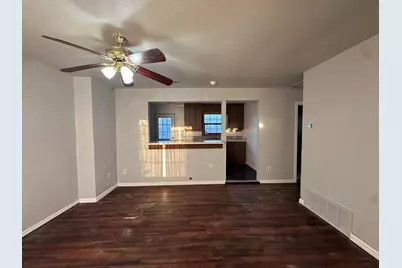 211 Sunnyside Drive, Waxahachie, TX 75165 - Photo 7