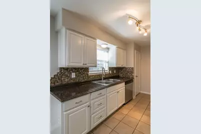 4225 Hillsdale Lane, Garland, TX 75042 - Photo 13