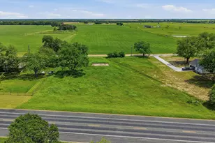 5283 Old Town Rd, Whitesboro, TX 76273 - Photo 1