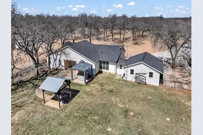 289 County Road 3550, Paradise, TX 76073 - Photo 13