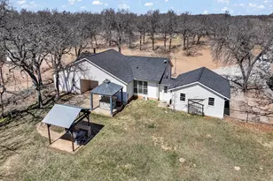 289 Co Rd 3550, Paradise, TX 76073 - Photo 11
