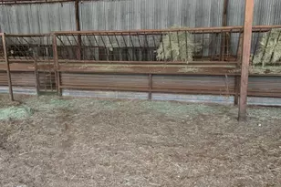 289 Co Rd 3550, Paradise, TX 76073 - Photo 39