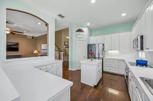 9612 St Annes Dr, Plano, TX 75025 - Photo 9