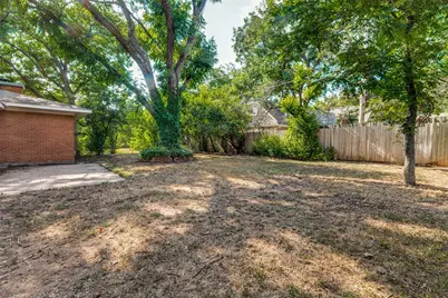 1703 Raydon Drive, Arlington, TX 76013 - Photo 23