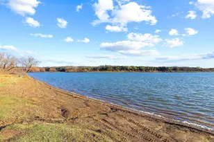 1053 Paradise Cove Rd, Pottsboro, TX 75076 - Photo 3