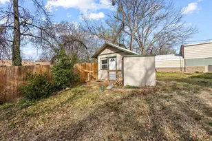 1053 Paradise Cove Rd, Pottsboro, TX 75076 - Photo 31