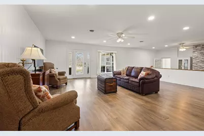 1053 Paradise Cove Road, Pottsboro, TX 75076 - Photo 5