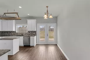 2811 W Washington St, Denison, TX 75020 - Photo 9