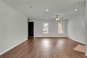2811 W Washington St, Denison, TX 75020 - Photo 11