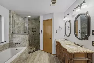 5724 Puerto Vallarta Dr, North Richland Hills, TX 76180 - Photo 25