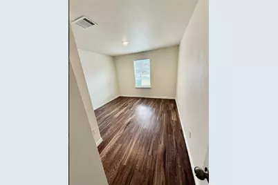 812 S 22nd Street, Temple, TX 76501 - Photo 15