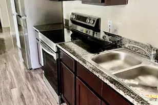 812 S 22nd St, Temple, TX 76501 - Photo 9