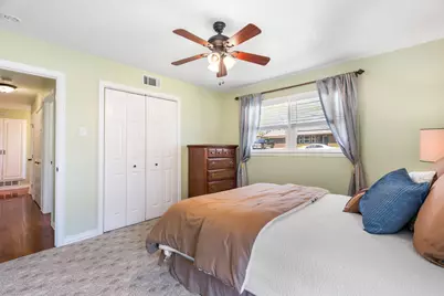 1702 Hendrix Drive, Irving, TX 75061 - Photo 13