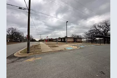 637 E Munson Street, Denison, TX 75021 - Photo 3