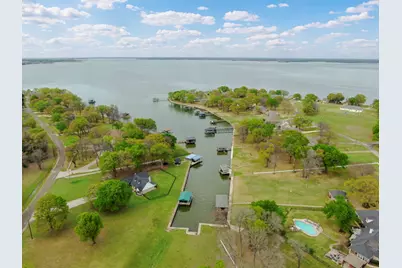 A2000 Azure Lane, Streetman, TX 75859 - Photo 5