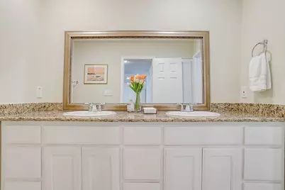 5425 Collinwood Avenue, Fort Worth, TX 76107 - Photo 31