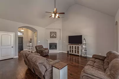 1131 Yukon Boulevard, Waxahachie, TX 75167 - Photo 7