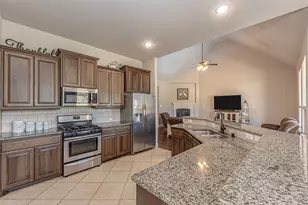 1131 Yukon Blvd, Waxahachie, TX 75167 - Photo 9