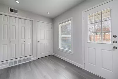 869 Peavy Road, Dallas, TX 75218 - Photo 17