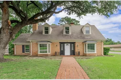 601 N 25th, Corsicana, TX 75110 - Photo 1