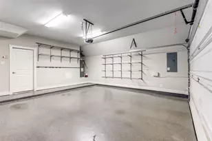 1320 Palm Springs Ln, Dallas, TX 75204 - Photo 23