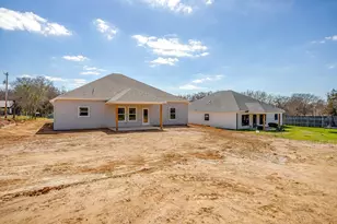 130 Abbott Ave, Covington, TX 76636 - Photo 37