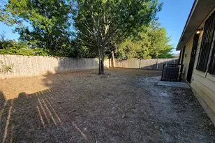 7622 Concordia Ln, Dallas, TX 75241 - Photo 13